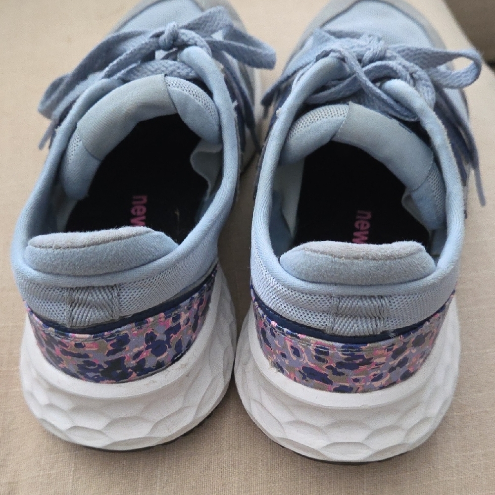 New Balance Sneakers - Picture 3 of 7